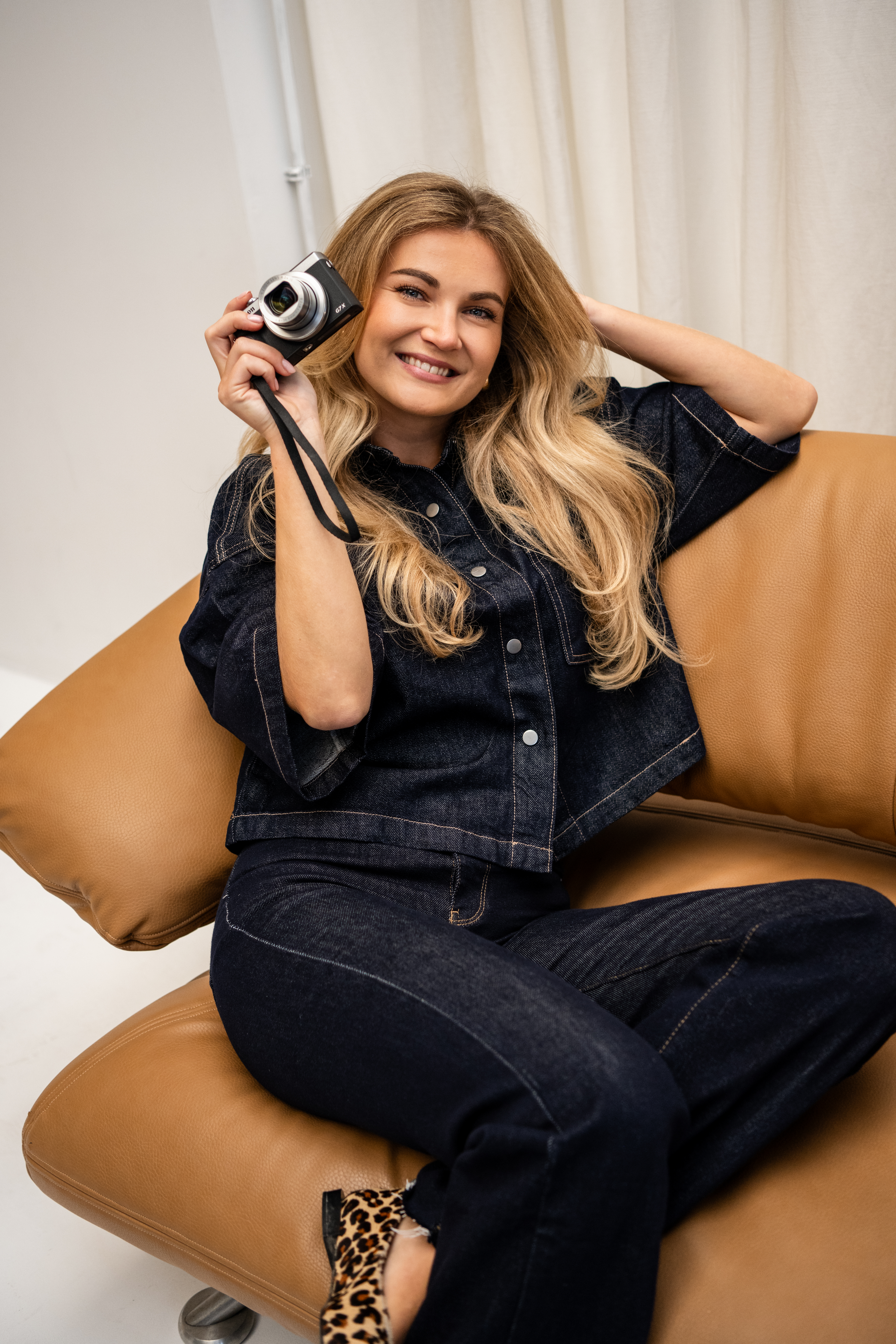 merav van dam